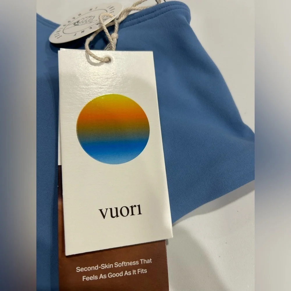Vuori Women's XL Yosemite Bra Isle Blue NWT Lined Removable Cups 4-Way Stretch